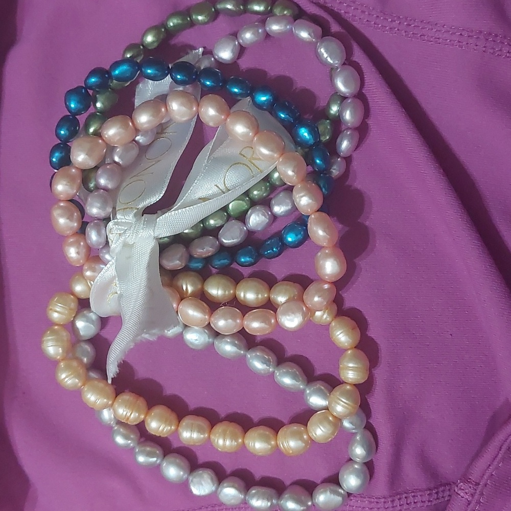 Honora Collection Fresh Pearl Stretchy Bracelets - Picture 4 of 4